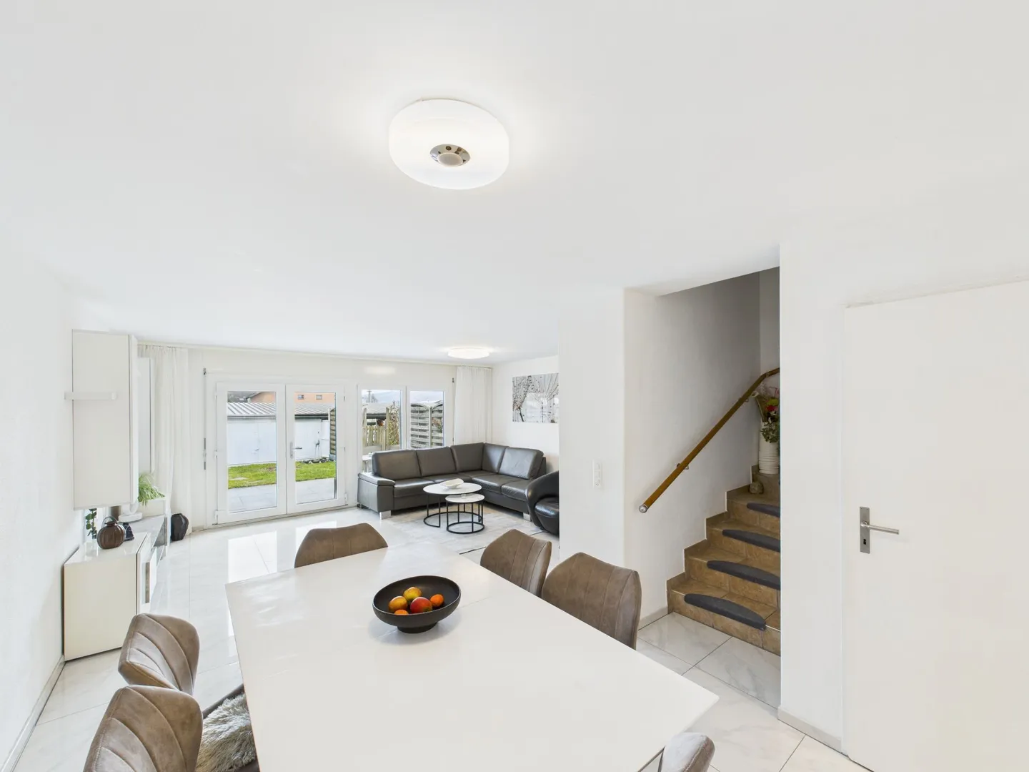 Charmantes Familienhaus mit Garten - Foto 5 von 22