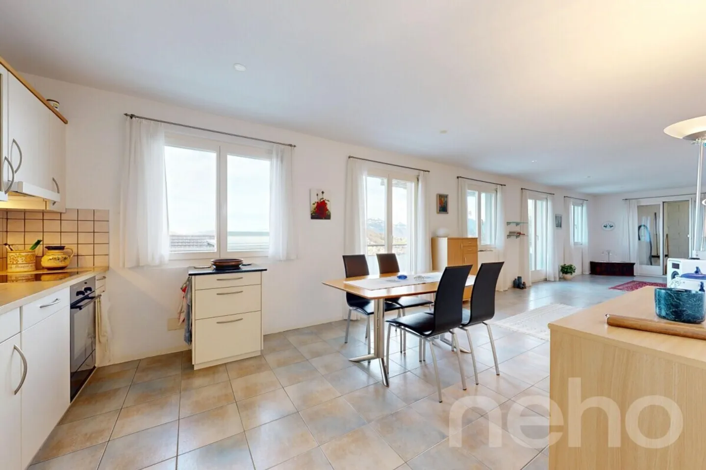 Appartement lumineux de 1,5 pièce avec vue dégagée à Kriens - Photo 2 sur 12