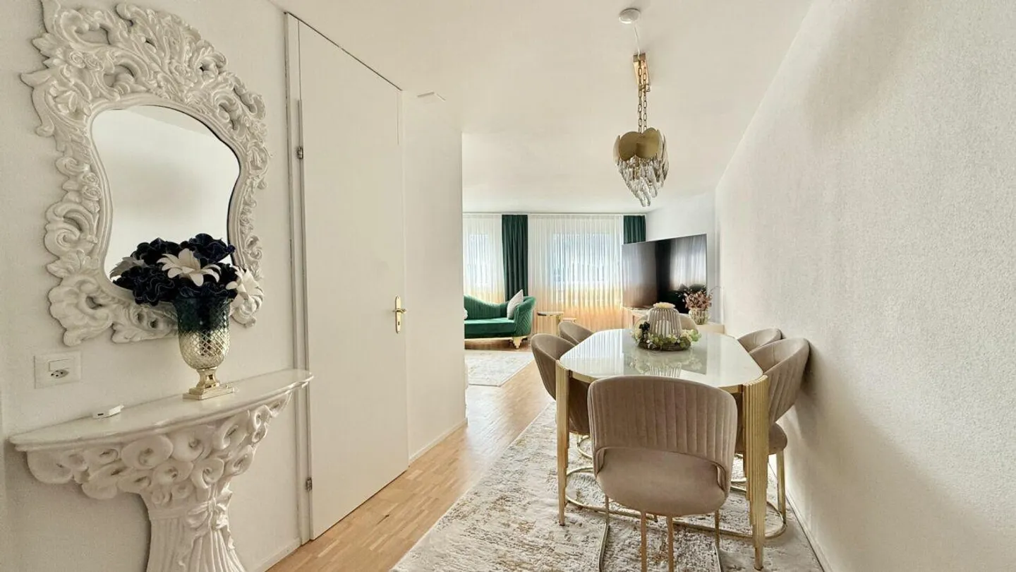 Geräumige Wohnung im Holenacker - Foto 1 von 10
