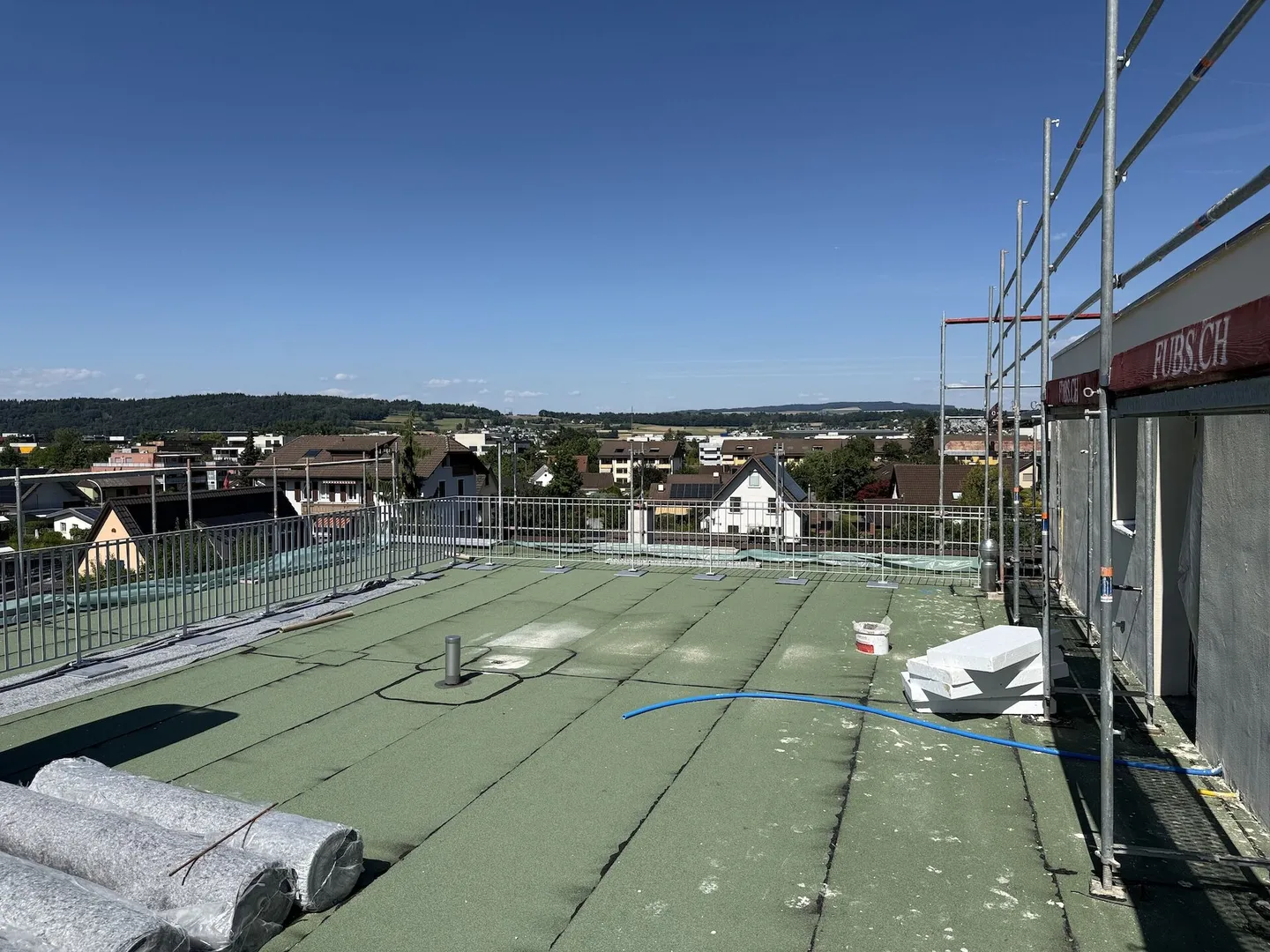 Appartement Attique Moderne avec Terrasse - Photo 3 sur 12