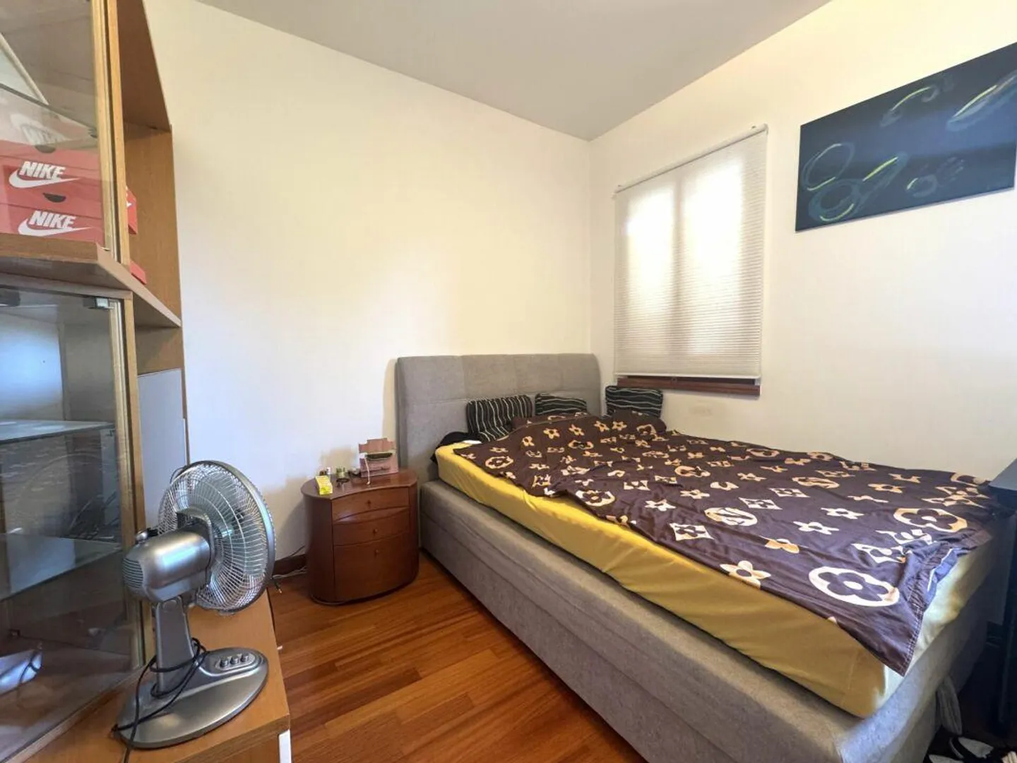 Bel appartement de 5,5 pièces avec terrasse et jardin privé - Photo 5 sur 9