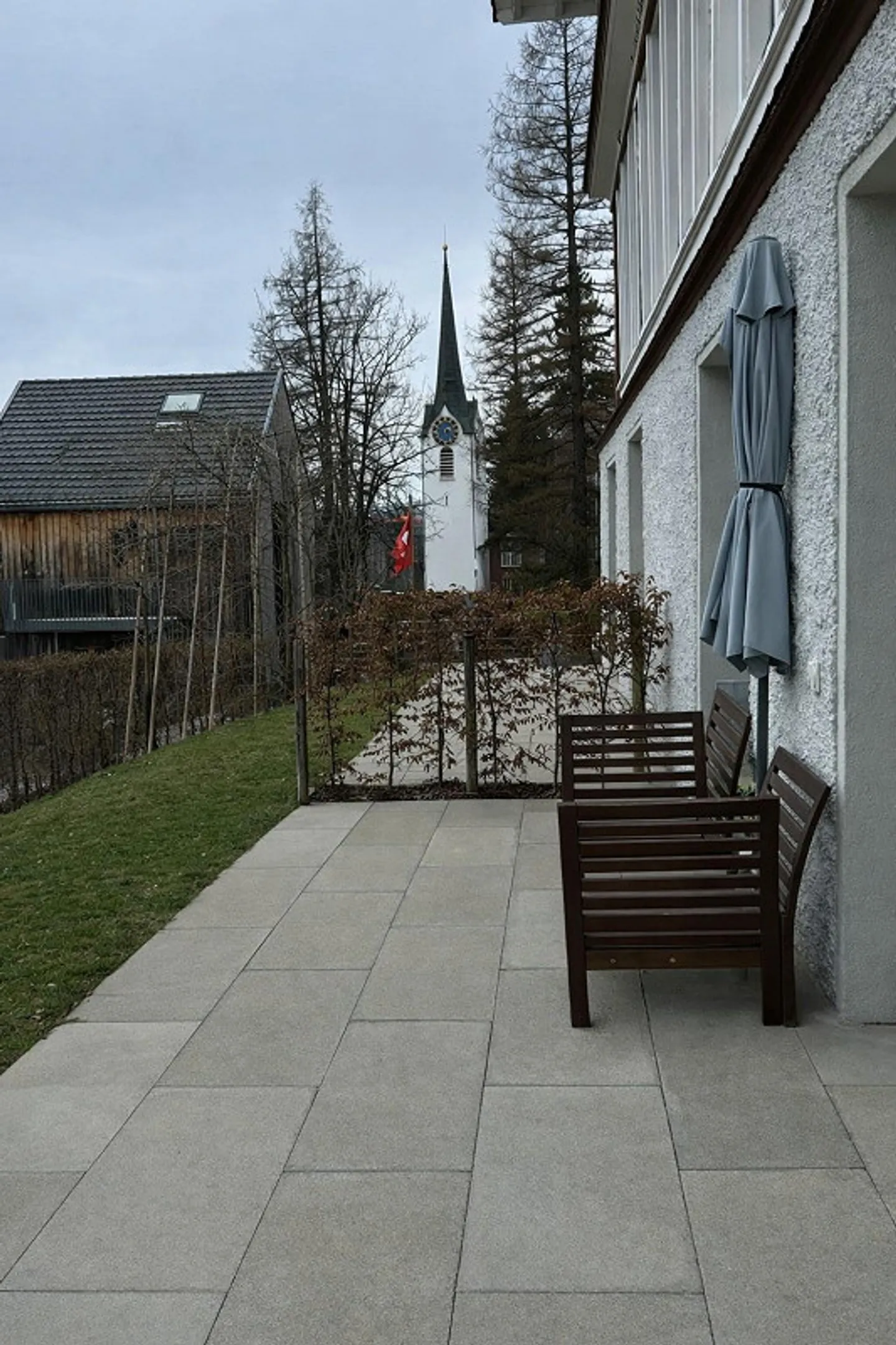 Living where others vacation - charming 3.5-room ground floor apartment - Photo 7 of 9