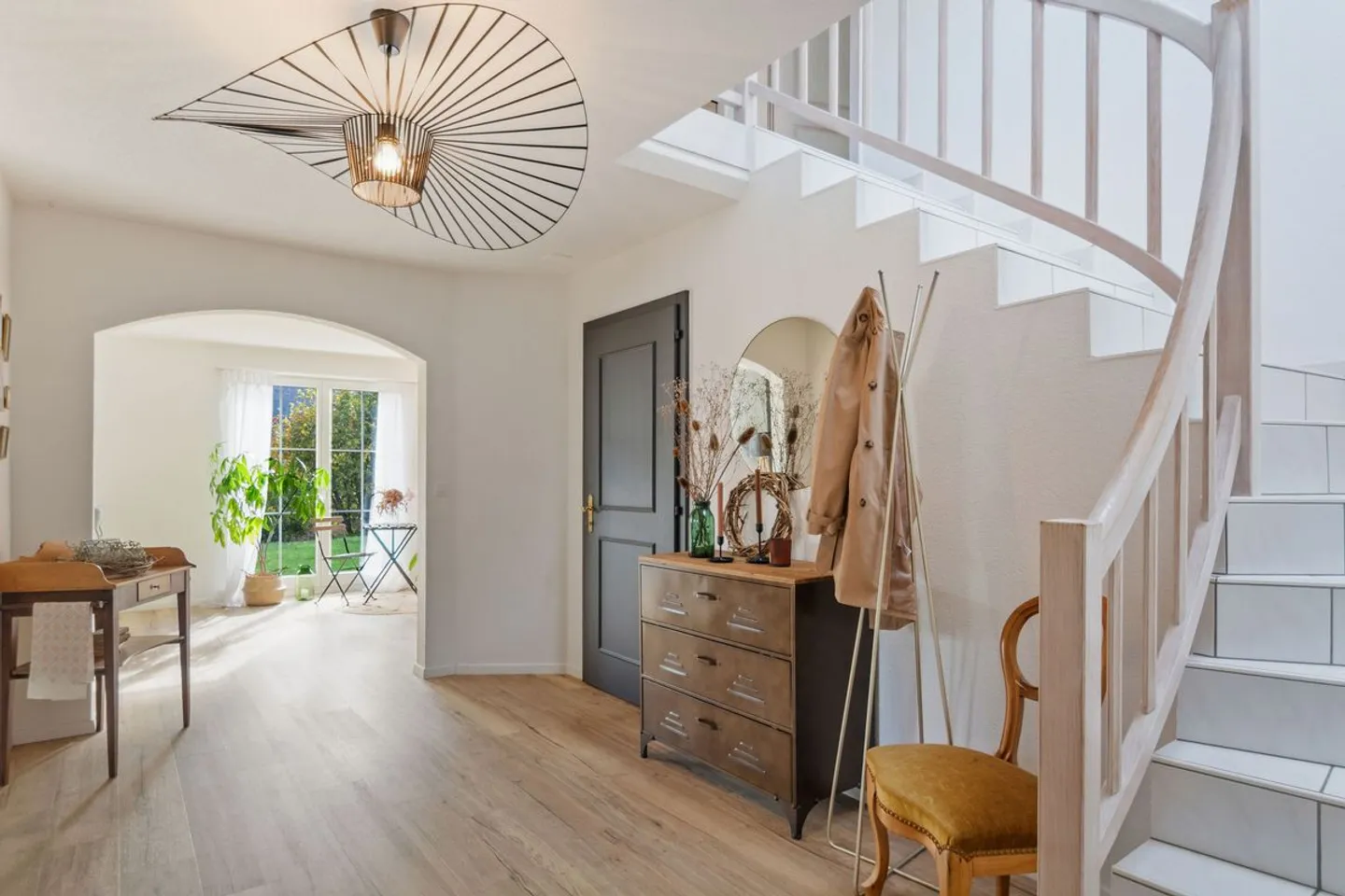 7,5 Zimmer Haus - Foto 2 von 13