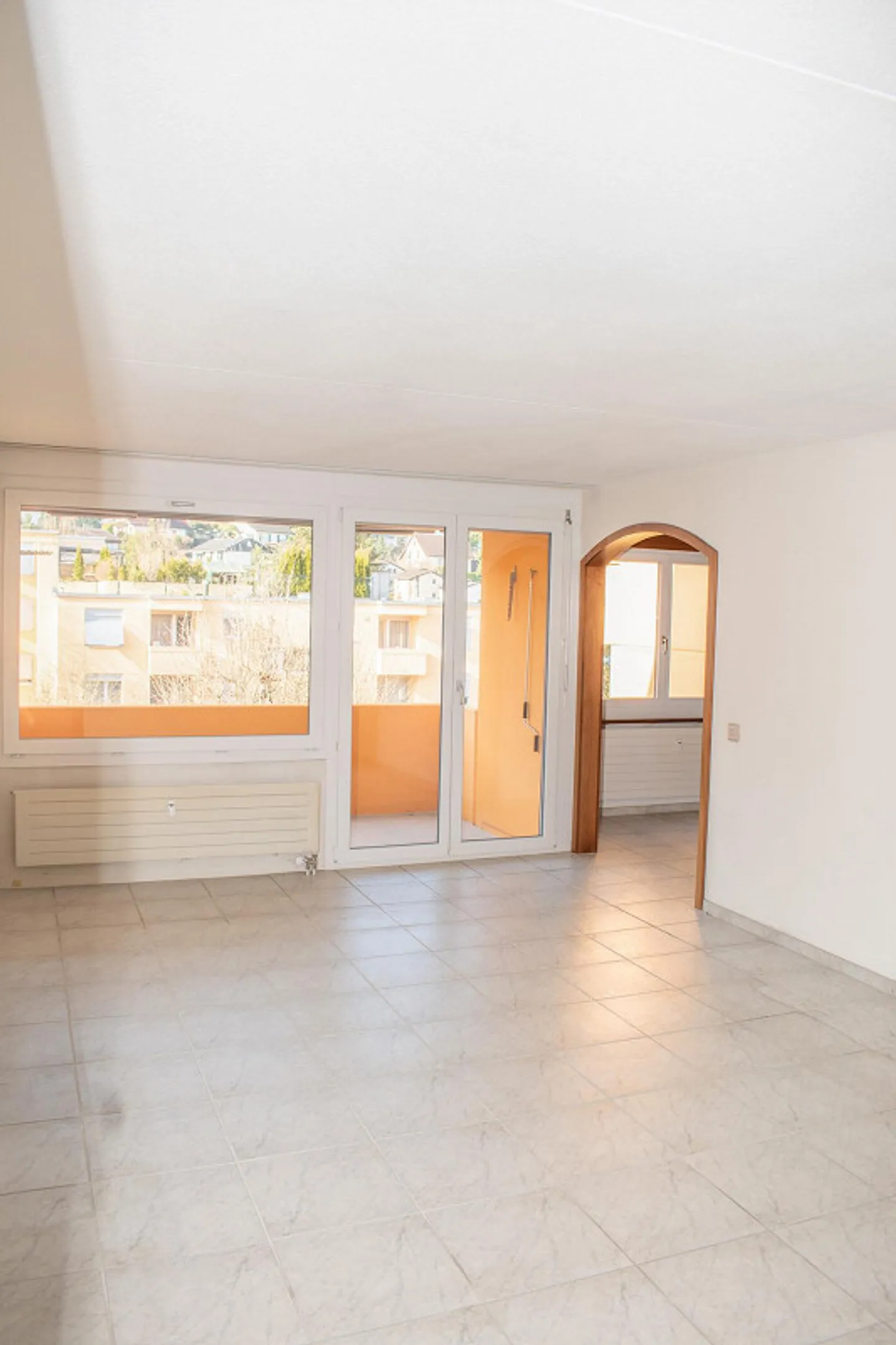 Charming 4.5-room apartment with balcony in Horgen - Photo 2 of 4