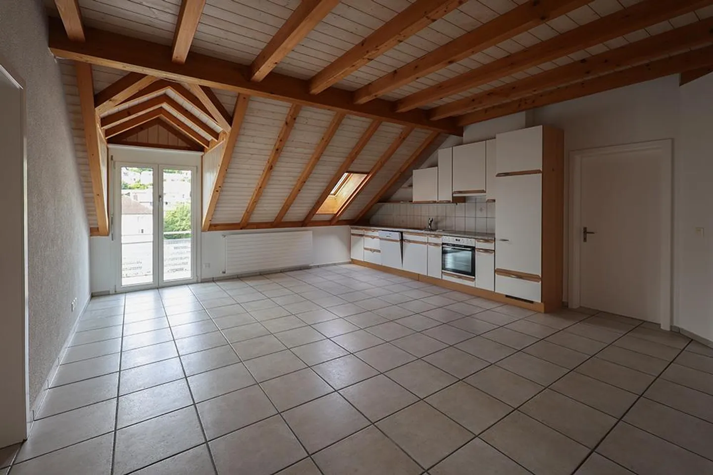 Appartement sous les toits charmant - Photo 1 sur 7