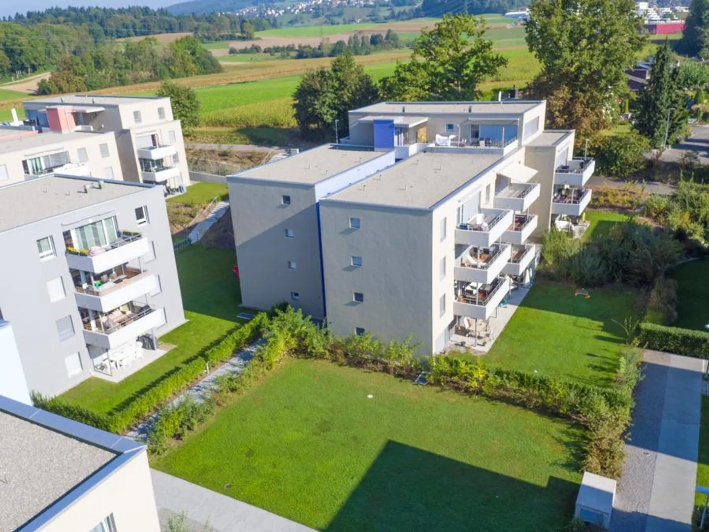 Appartement lumineux dans un emplacement calme recherché ? - Photo 1 sur 11