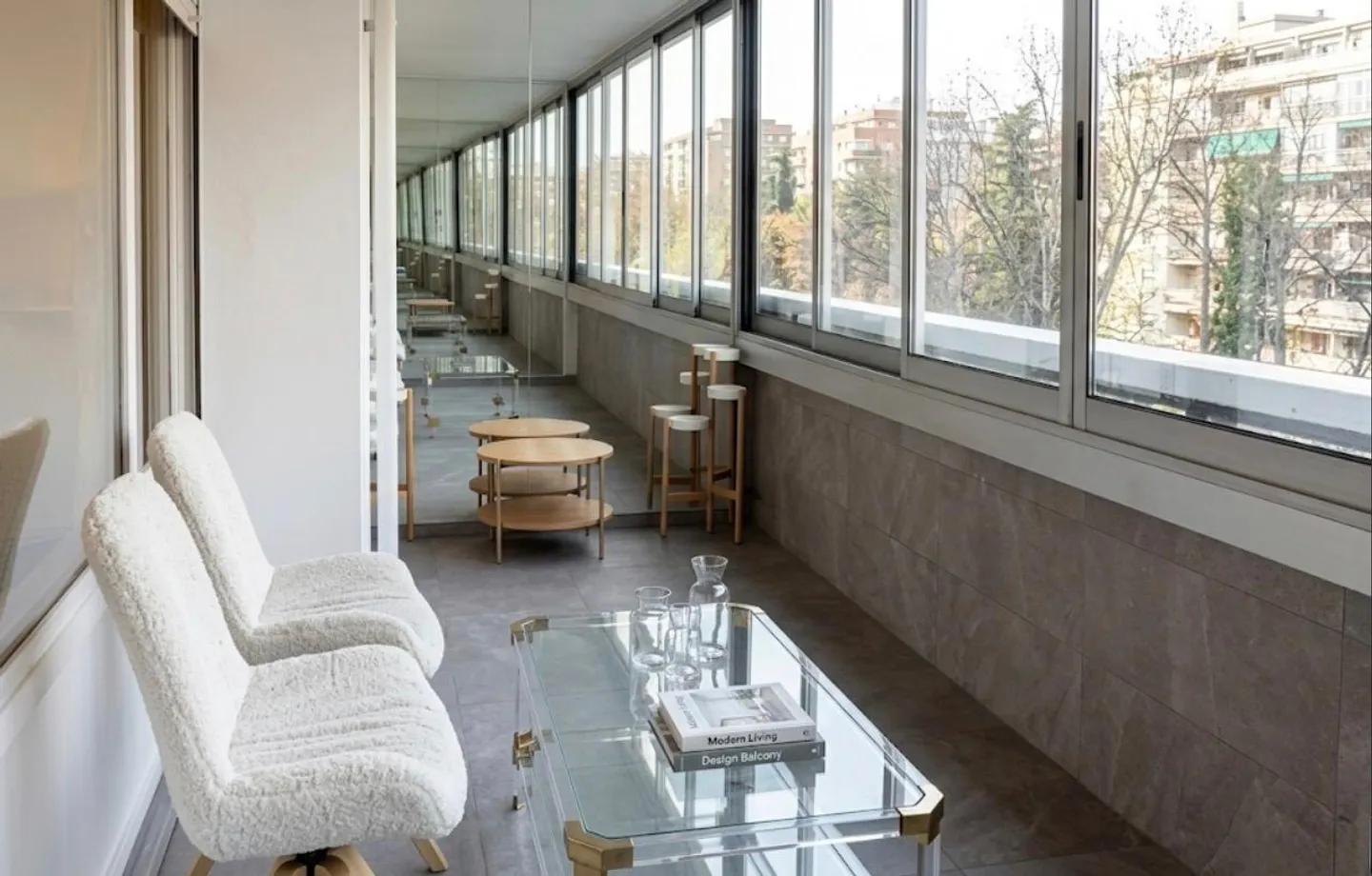 Appartement de Luxe avec Vue sur Jardin - Photo 2 sur 13