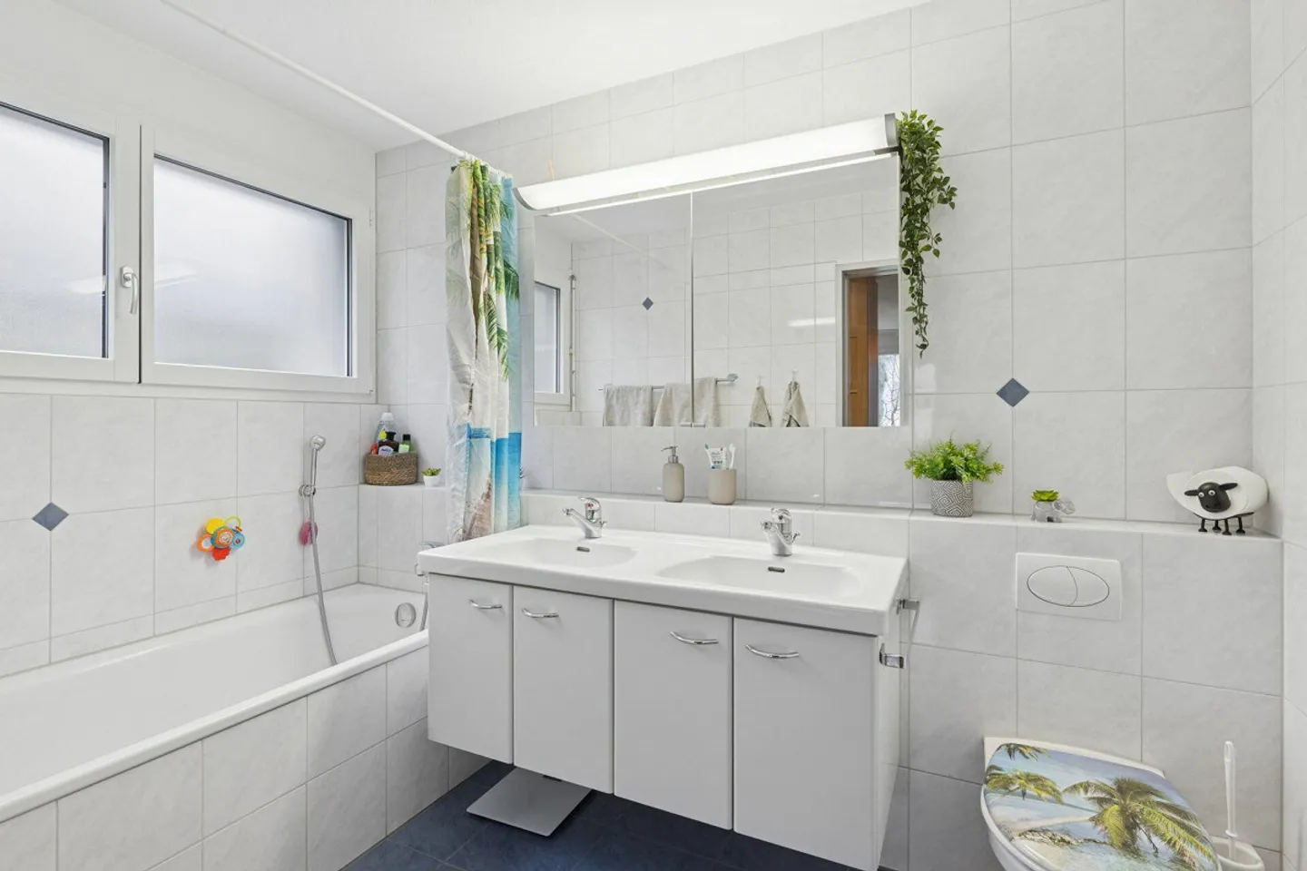 Gartenwohnung mit Hobbyraum - Foto 3 von 5