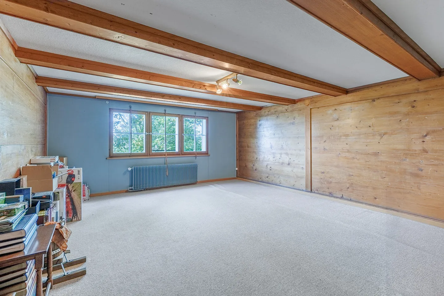 Historic property with great potential - Photo 5 of 11