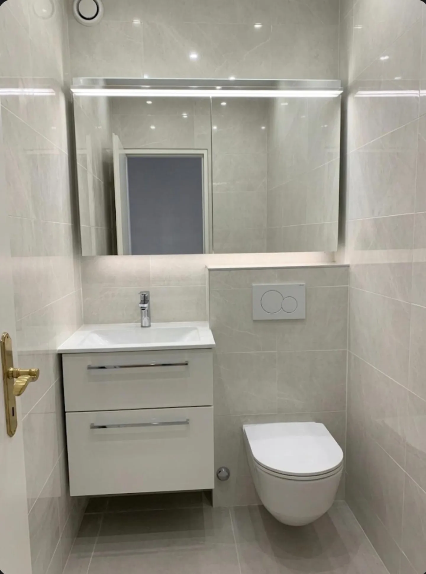 Appartement de Luxe avec Vue sur Jardin - Photo 8 sur 13