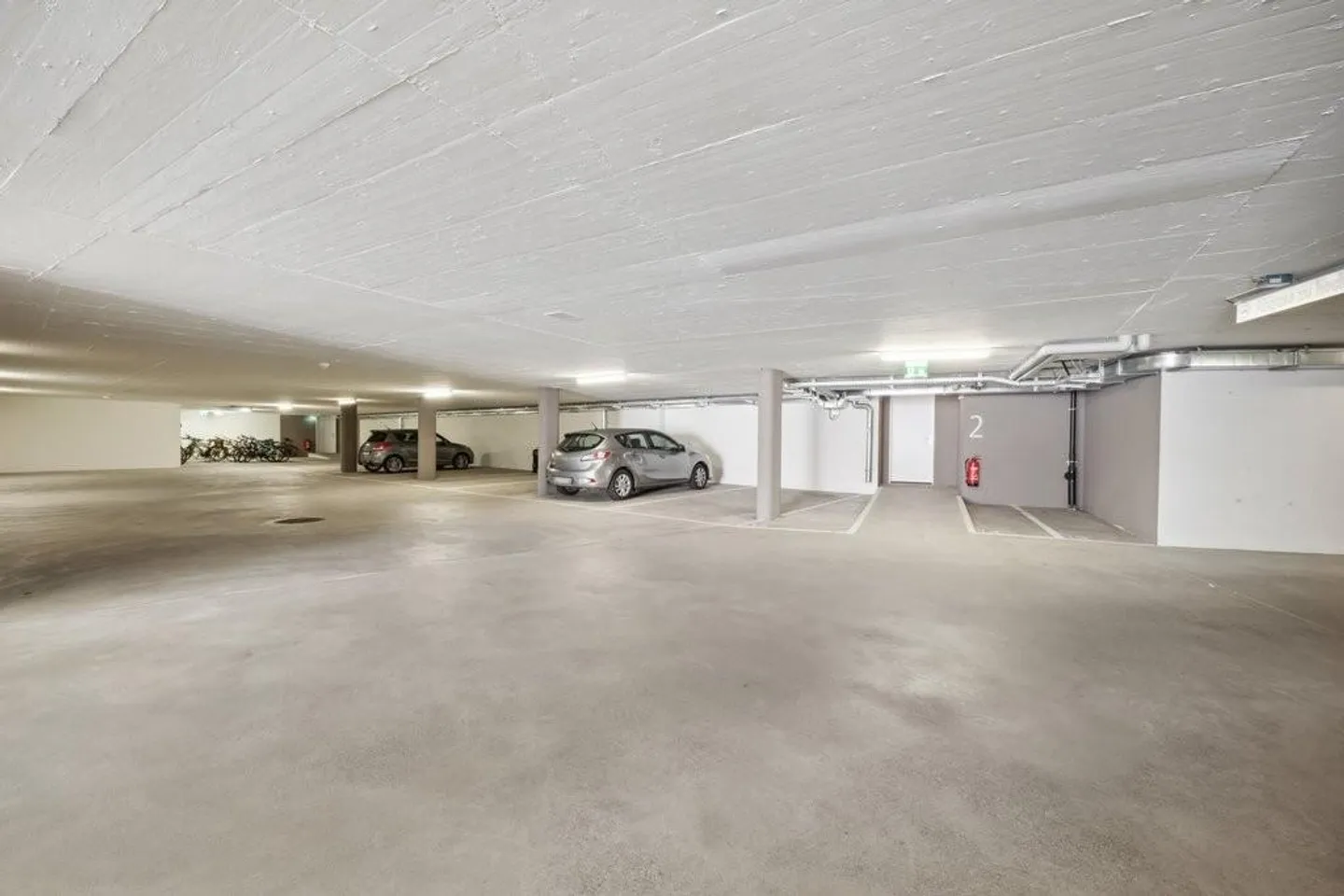 Outdoor parking space for rent - Photo 2 of 2