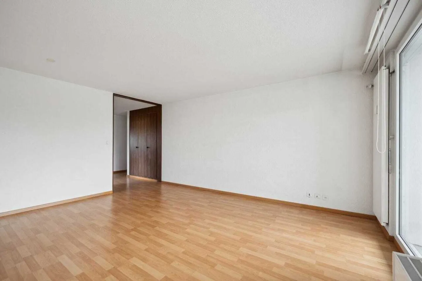Charmante 4.5-Zimmer-Wohnung mit Weitsicht - Foto 4 von 12