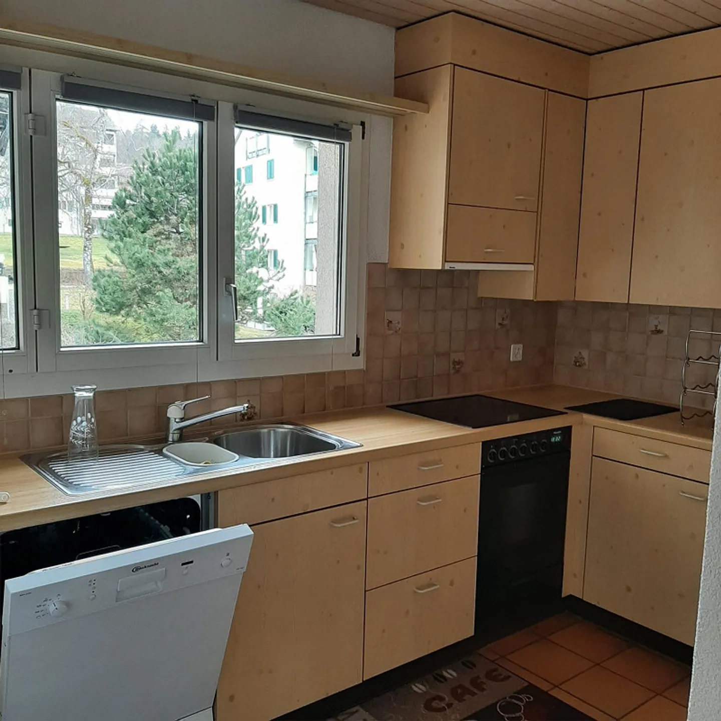 Quiet 2 1/2-room apartment for rent - Photo 2 of 5