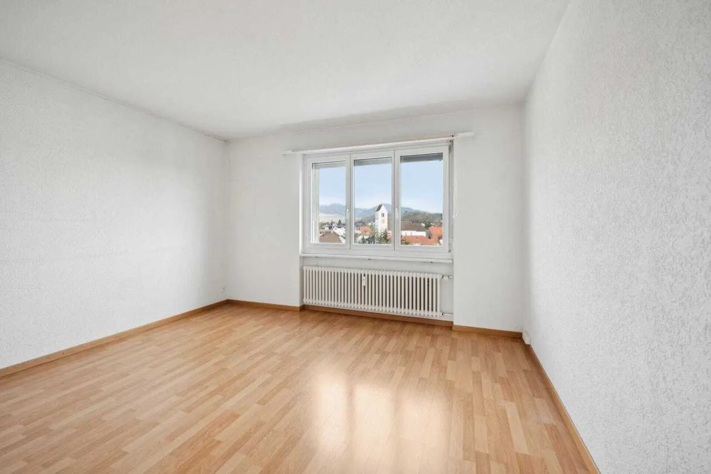Charmante 4.5-Zimmer-Wohnung mit Weitsicht - Foto 6 von 12
