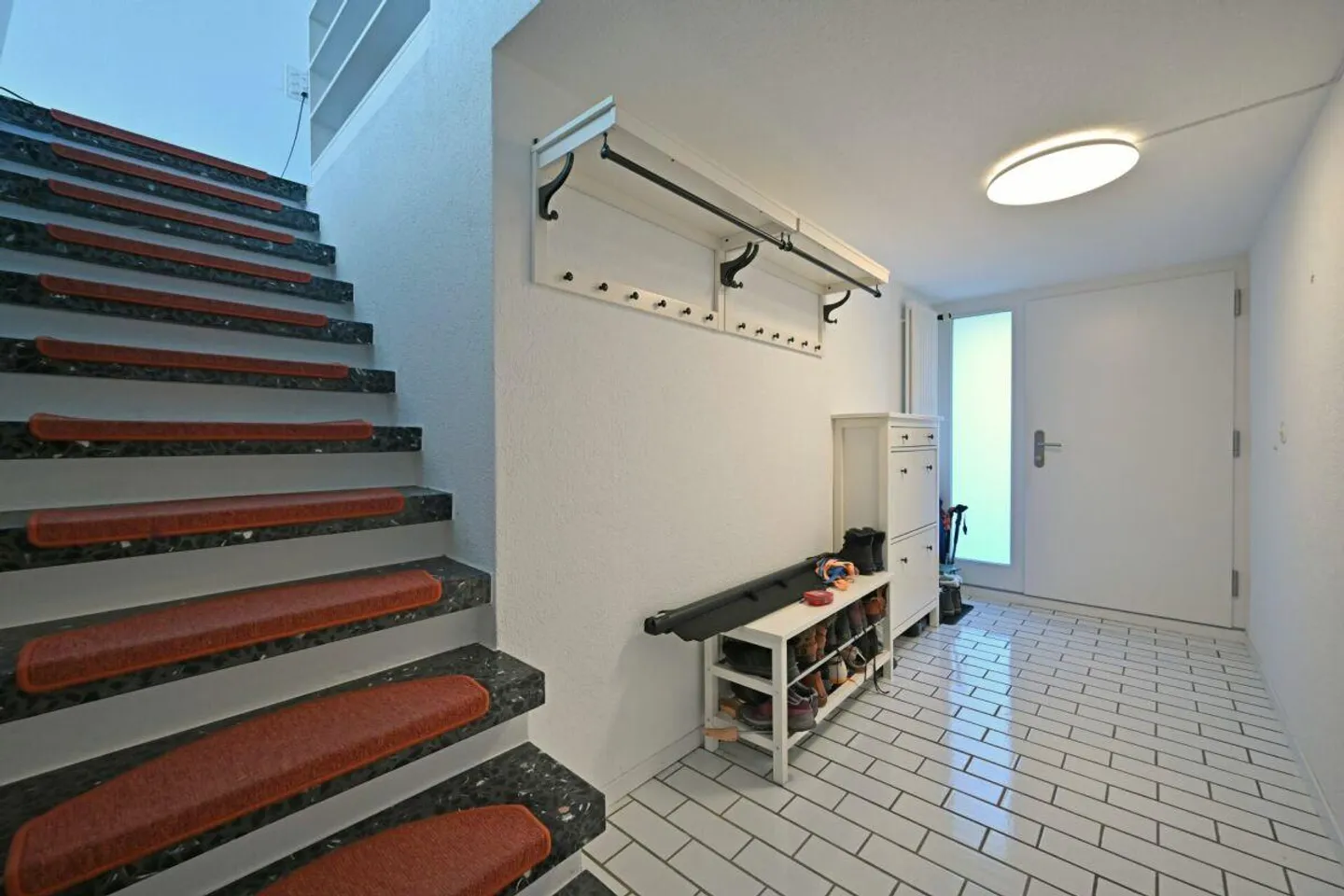 Maison de ville ensoleillée avec jardin et garage près du lac Moossee - Photo 3 sur 13