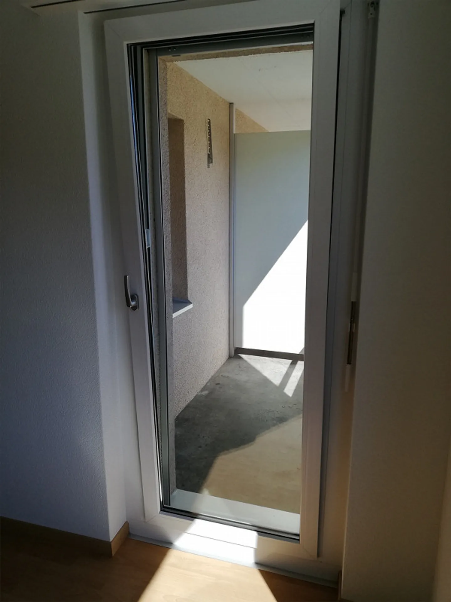 Renovierte Wohnung mit Balkon - Foto 8 von 8