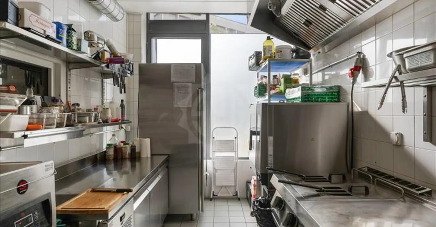 Negozio in affitto - Foto 8 di 11