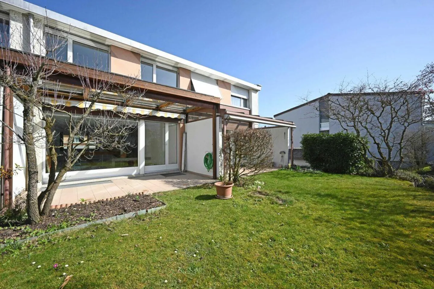 Maison de ville ensoleillée avec jardin et garage près du lac Moossee - Photo 6 sur 13