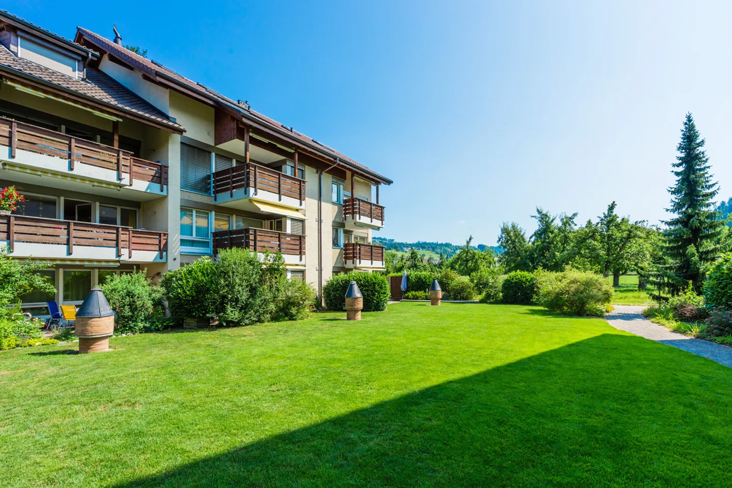 Charmante Wohnung im Grünen - Foto 2 von 8