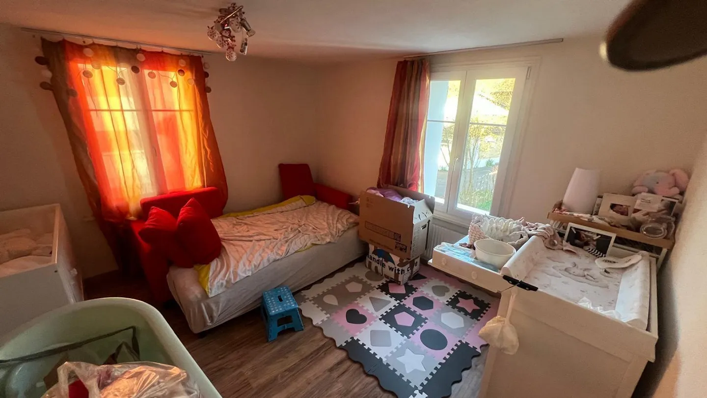 Appartement spacieux de 5,5 pièces dans un emplacement central - Photo 12 sur 15