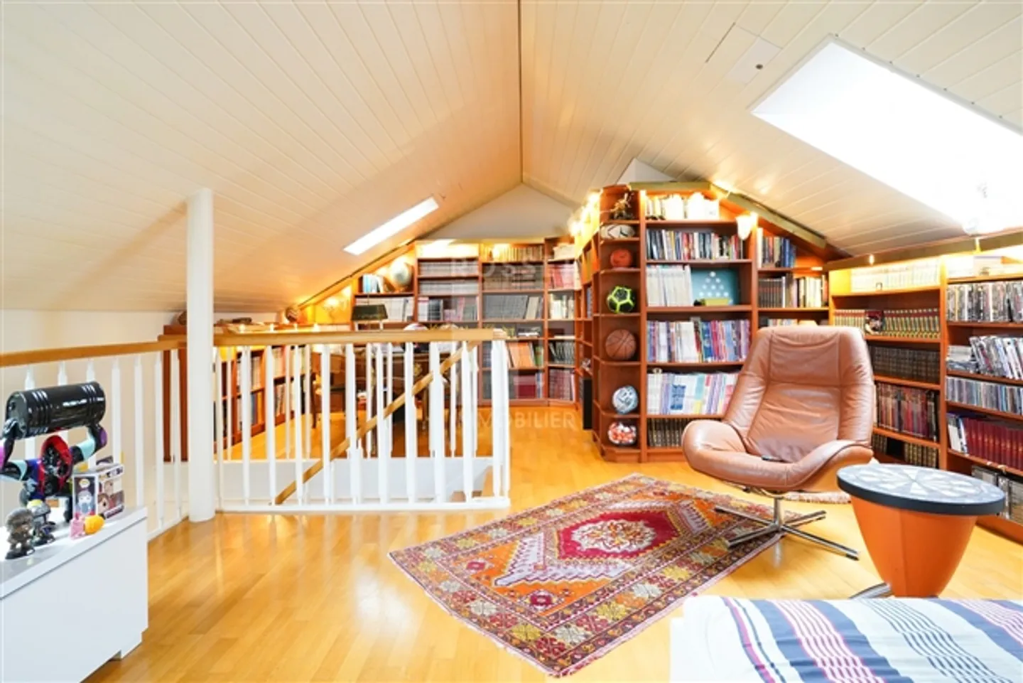 Exclusive Beautiful 5.5-Room Penthouse in the Heart of Pinchat - Photo 1 of 12