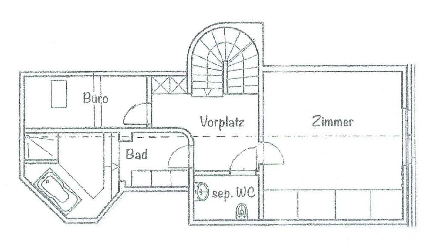 Charming Home with Old Building Flair, Plenty of Space & Sunny Balcony 💕 - Photo 15 of 16