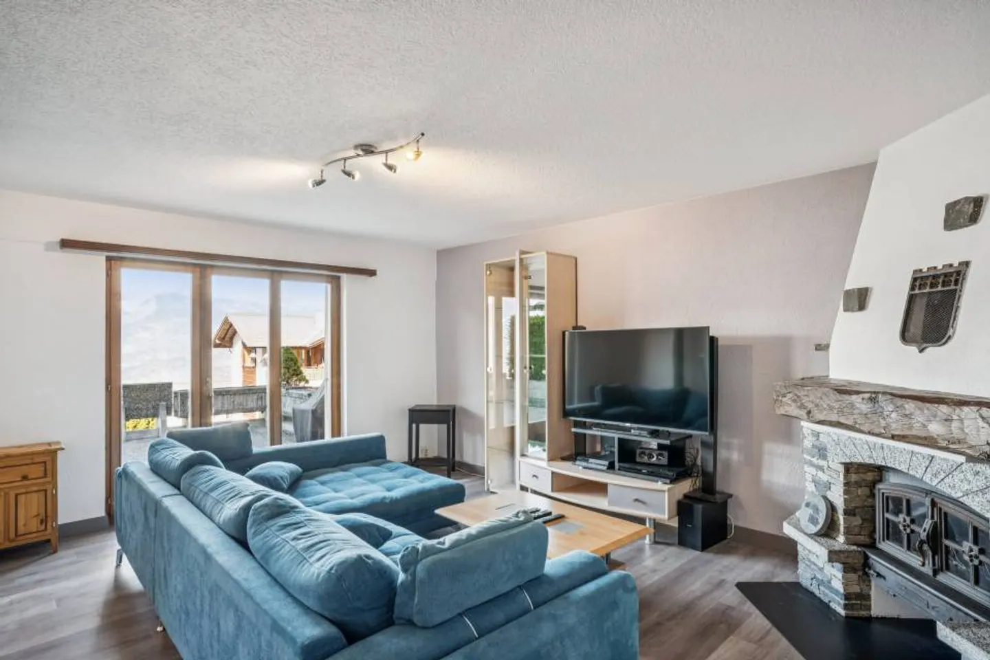 Chalet mitoyen à 10 minutes de la station de ski des 4 Vallées - Photo 4 sur 4