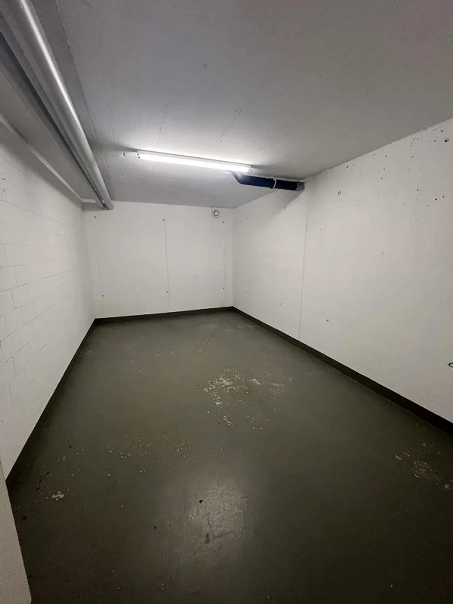 Stanza per il bricolage con molteplici possibilità d'uso a Neukirch - Foto 3 di 7