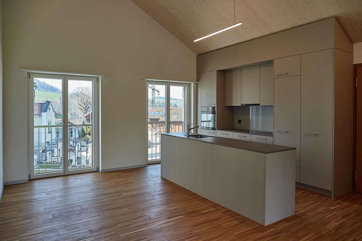 Luxuriöse Dachwohnung mit Bergblick - Foto 2 von 11