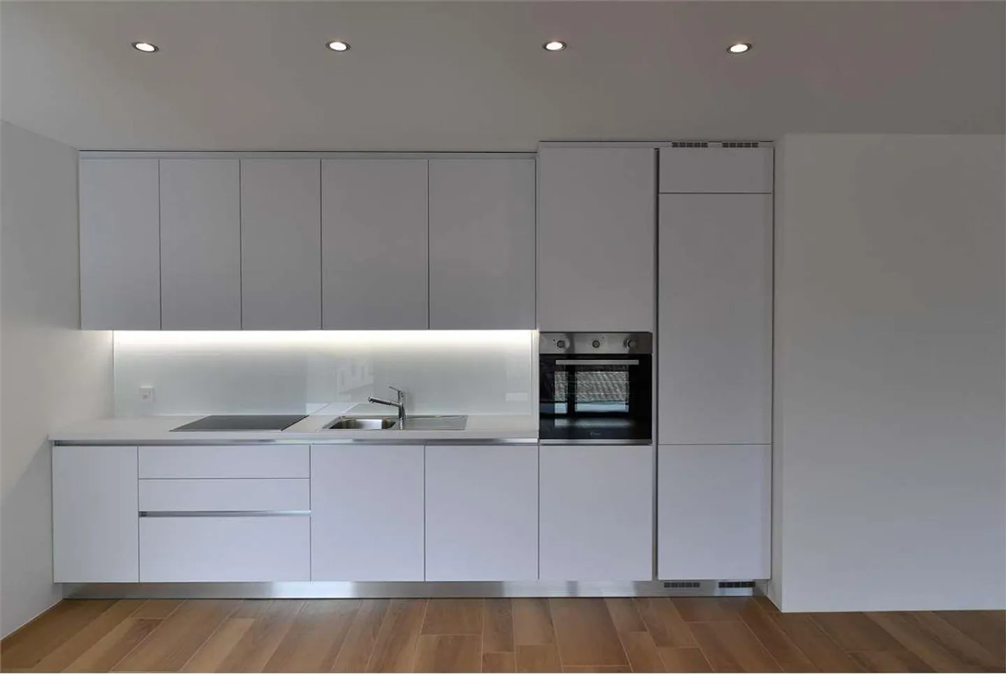 Geräumige Wohnung mit Terrasse - Foto 4 von 13