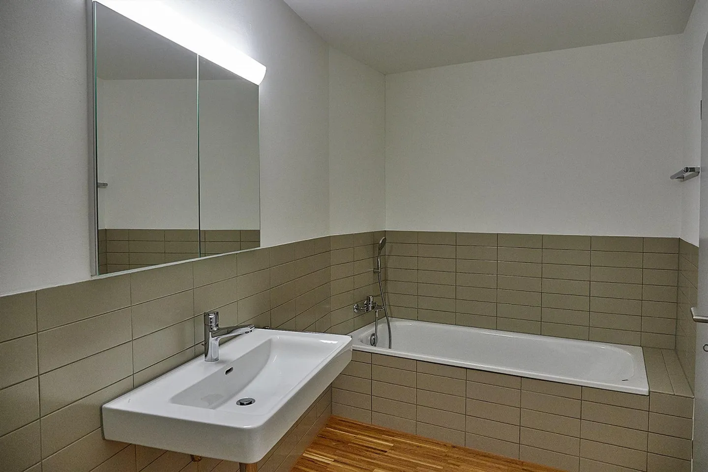 Luxuriöse Dachwohnung mit Bergblick - Foto 8 von 11