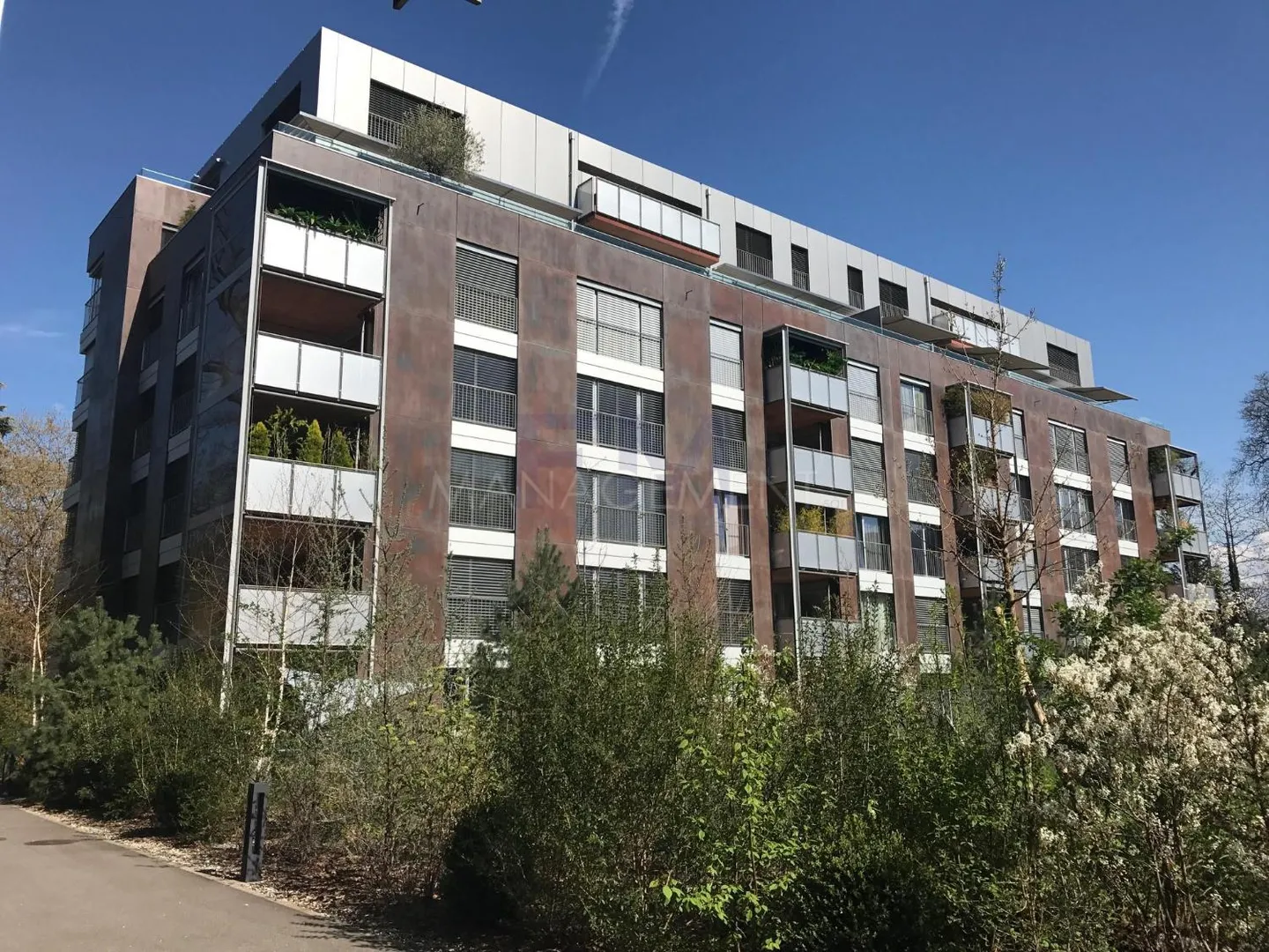 Appartement spacieux avec jardin privé - Photo 1 sur 2