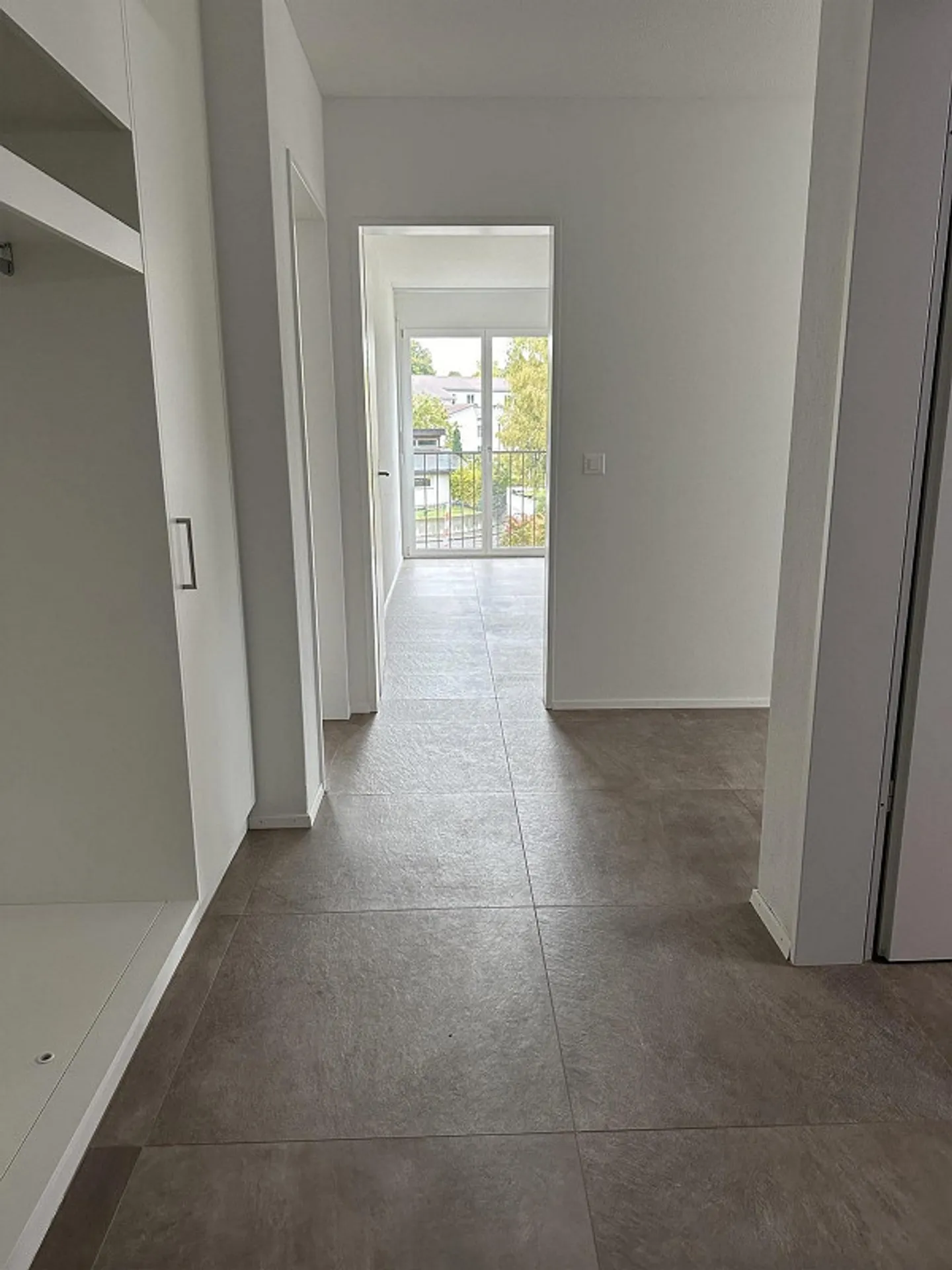 Modern and Central 4.5 Room Apartment in Uetendorf - Photo 16 of 21