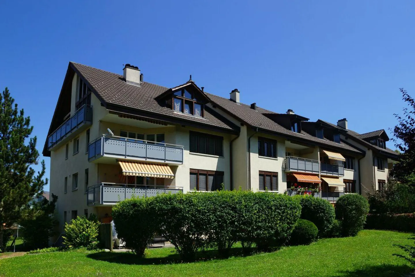 Spazioso appartamento di 2 1/2 locali a Thayngen - Foto 1 di 4