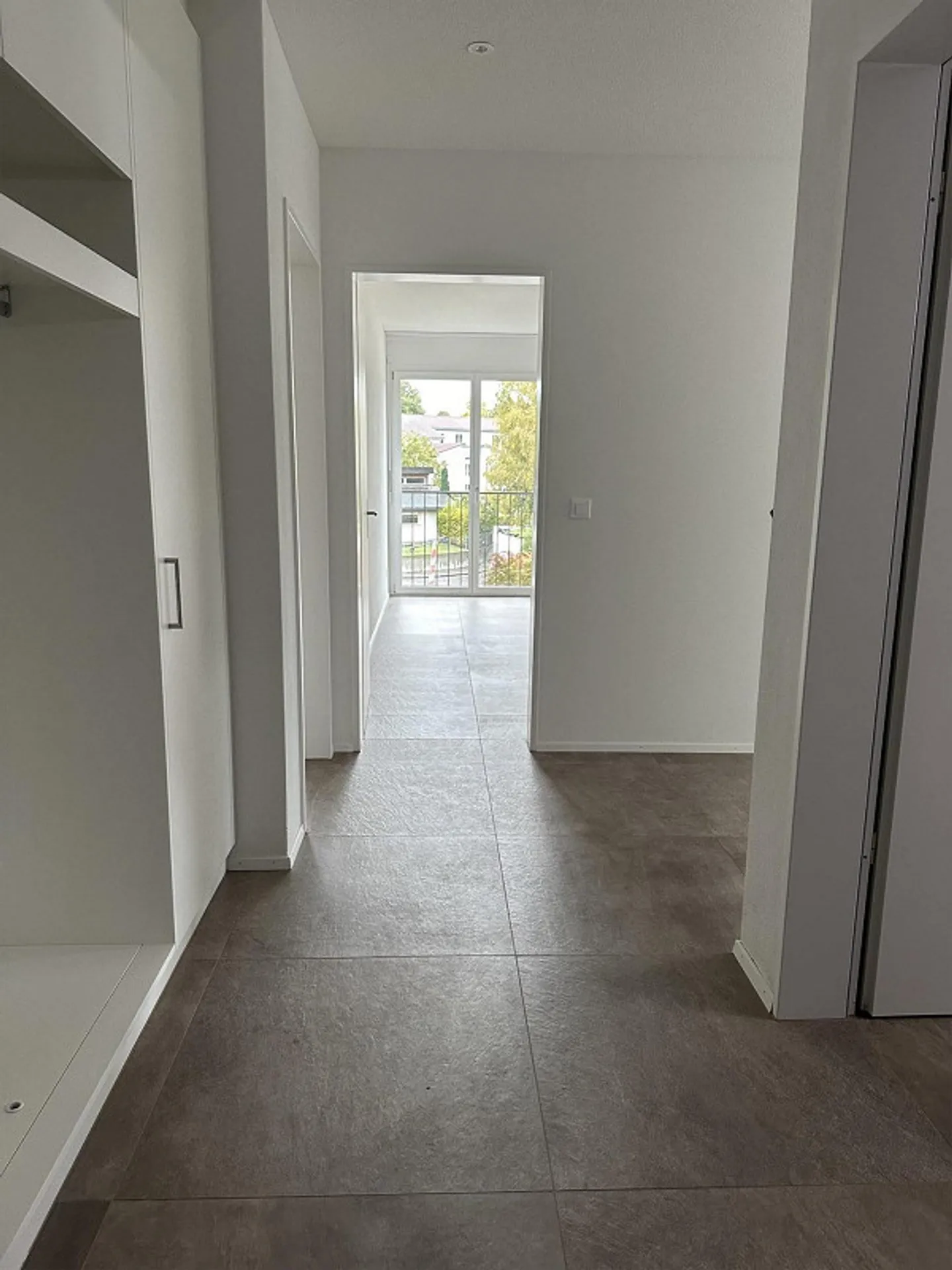 Modern and Central 4.5 Room Apartment in Uetendorf - Photo 17 of 21