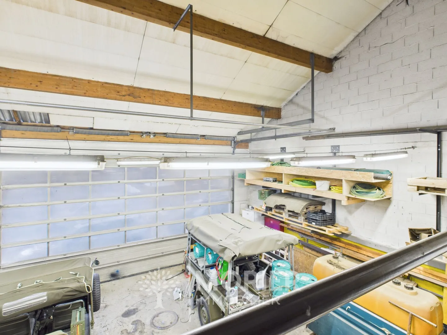 Workshop for Craftsmen - Photo 5 of 8