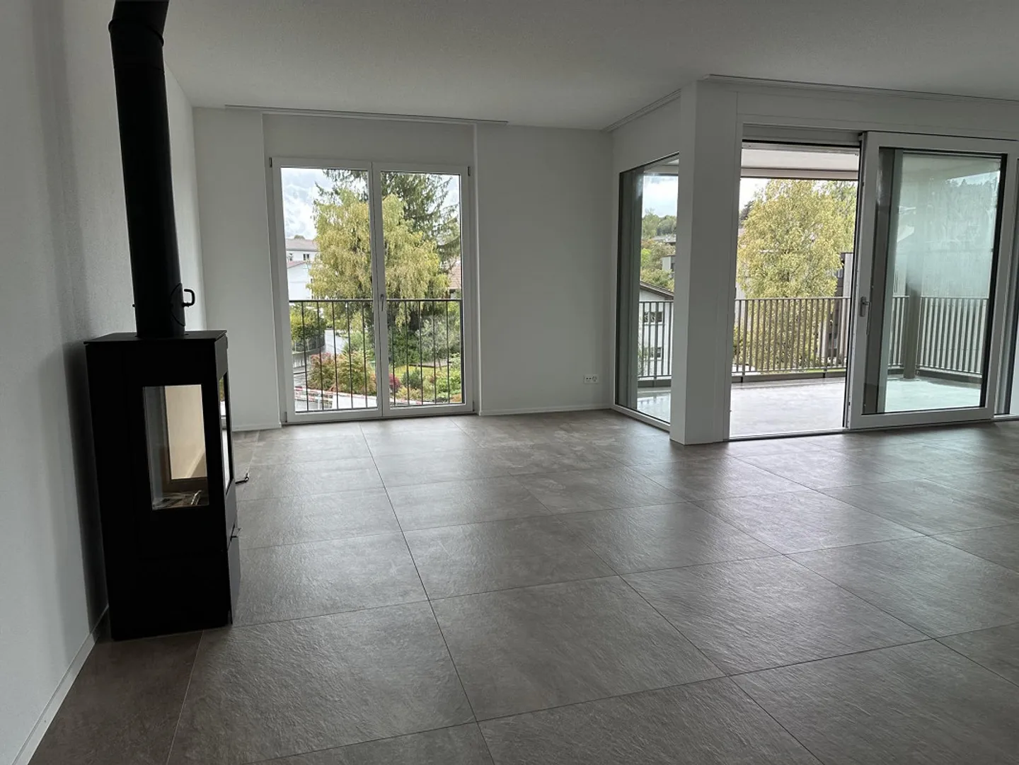 Modern and Central 4.5 Room Apartment in Uetendorf - Photo 19 of 21