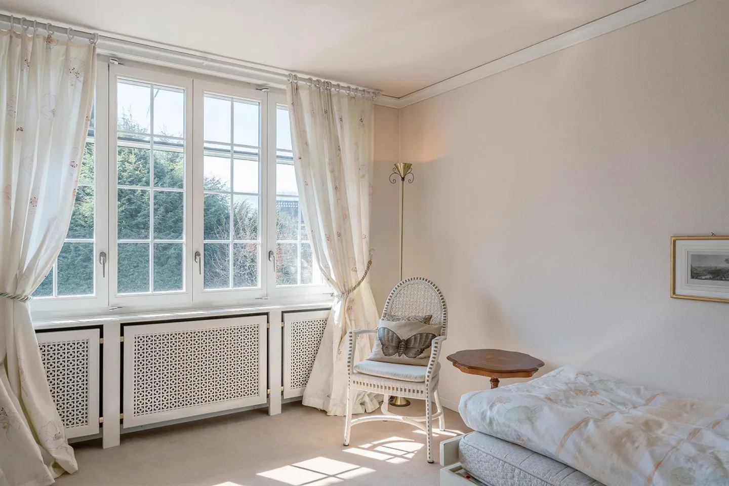 Unique in Exclusive Location in Elfenau - Photo 16 of 19