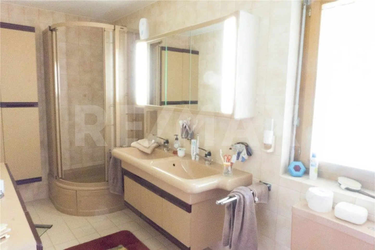 Villa mit 3 Wohnungen an Toplage! - Foto 9 von 13