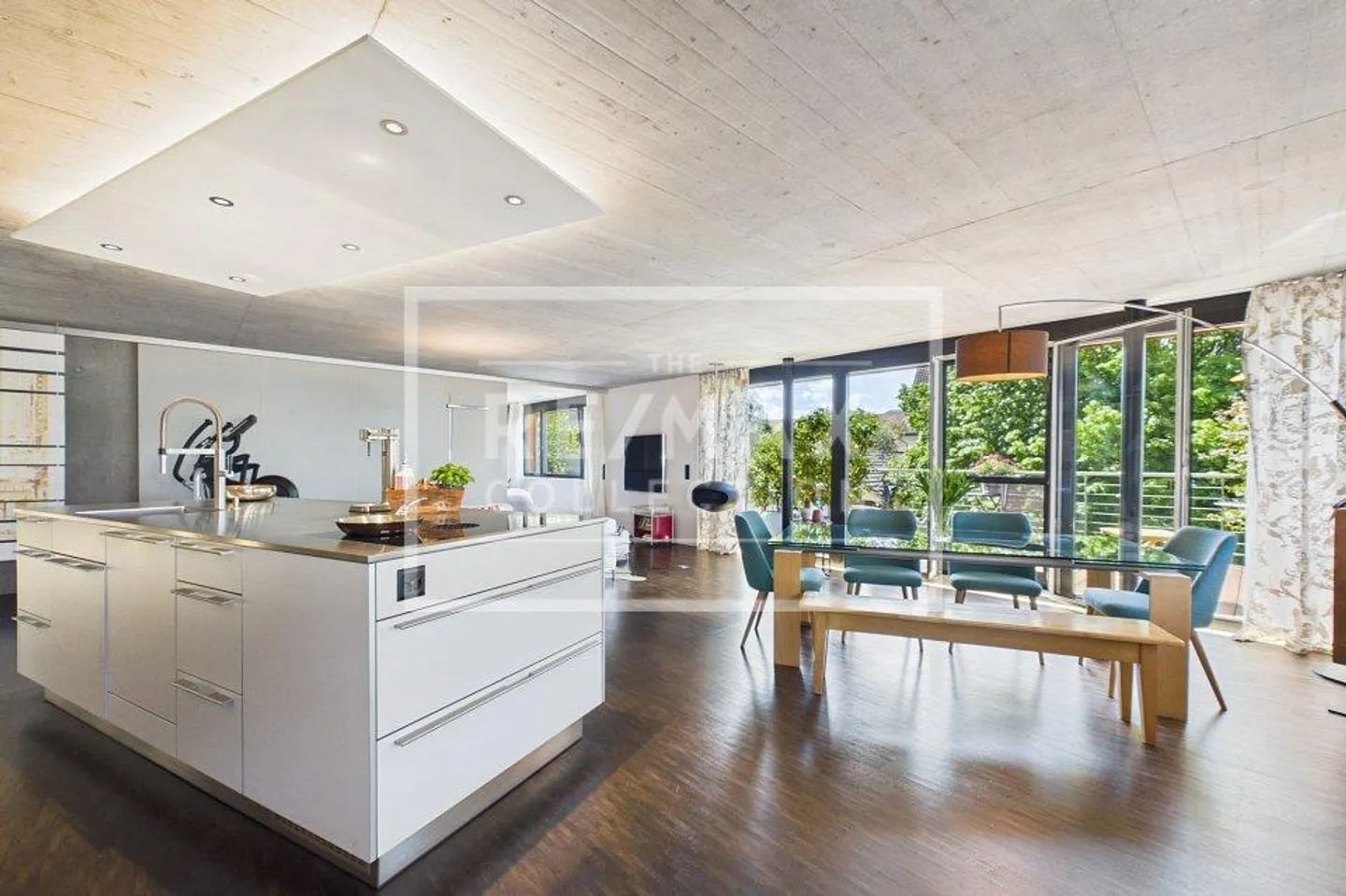 Exclusive 4.5 room apartment with sunny terrace - Photo 1 of 13
