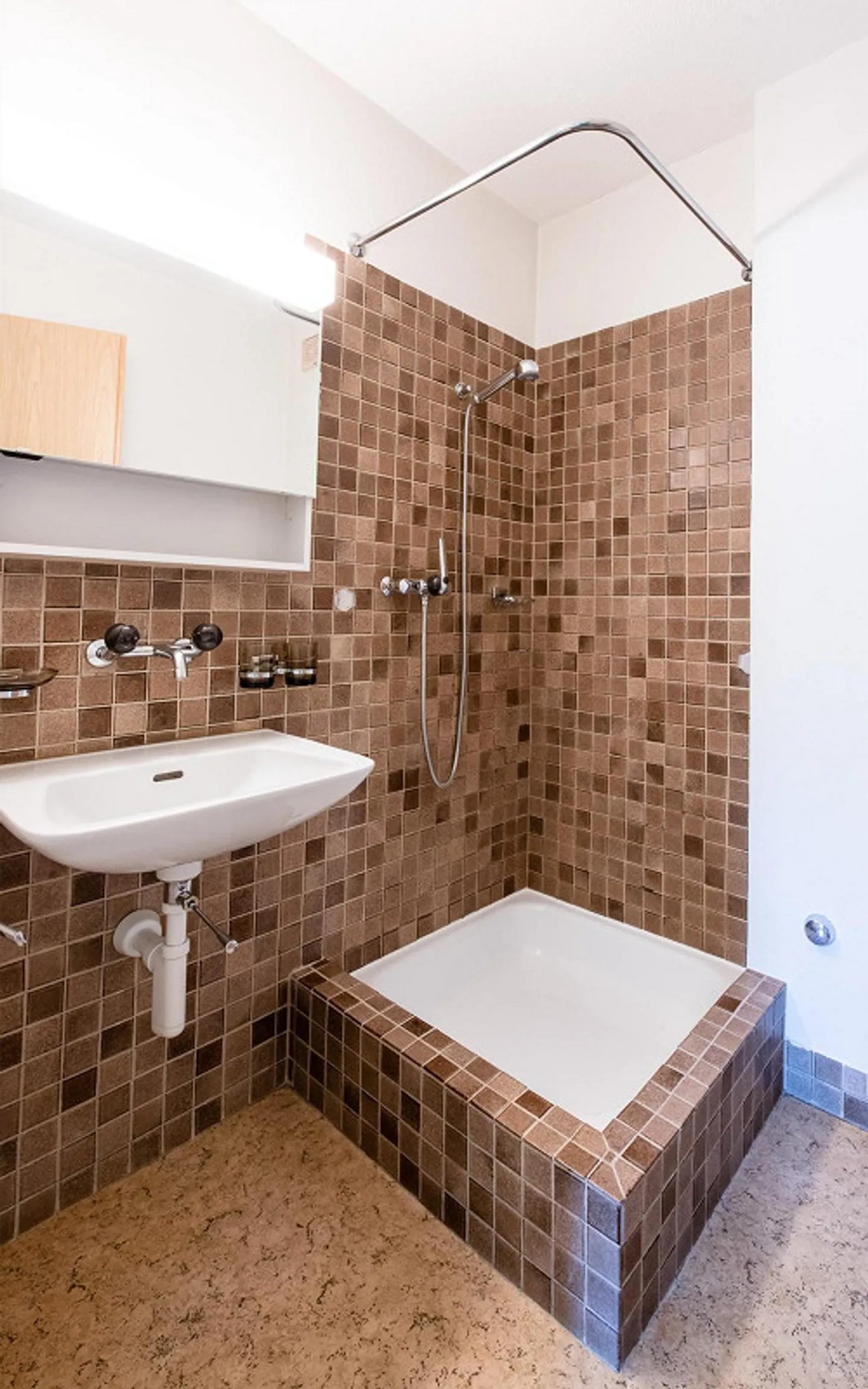 4.5 Room Apartment in Schaffhausen - Photo 7 of 9