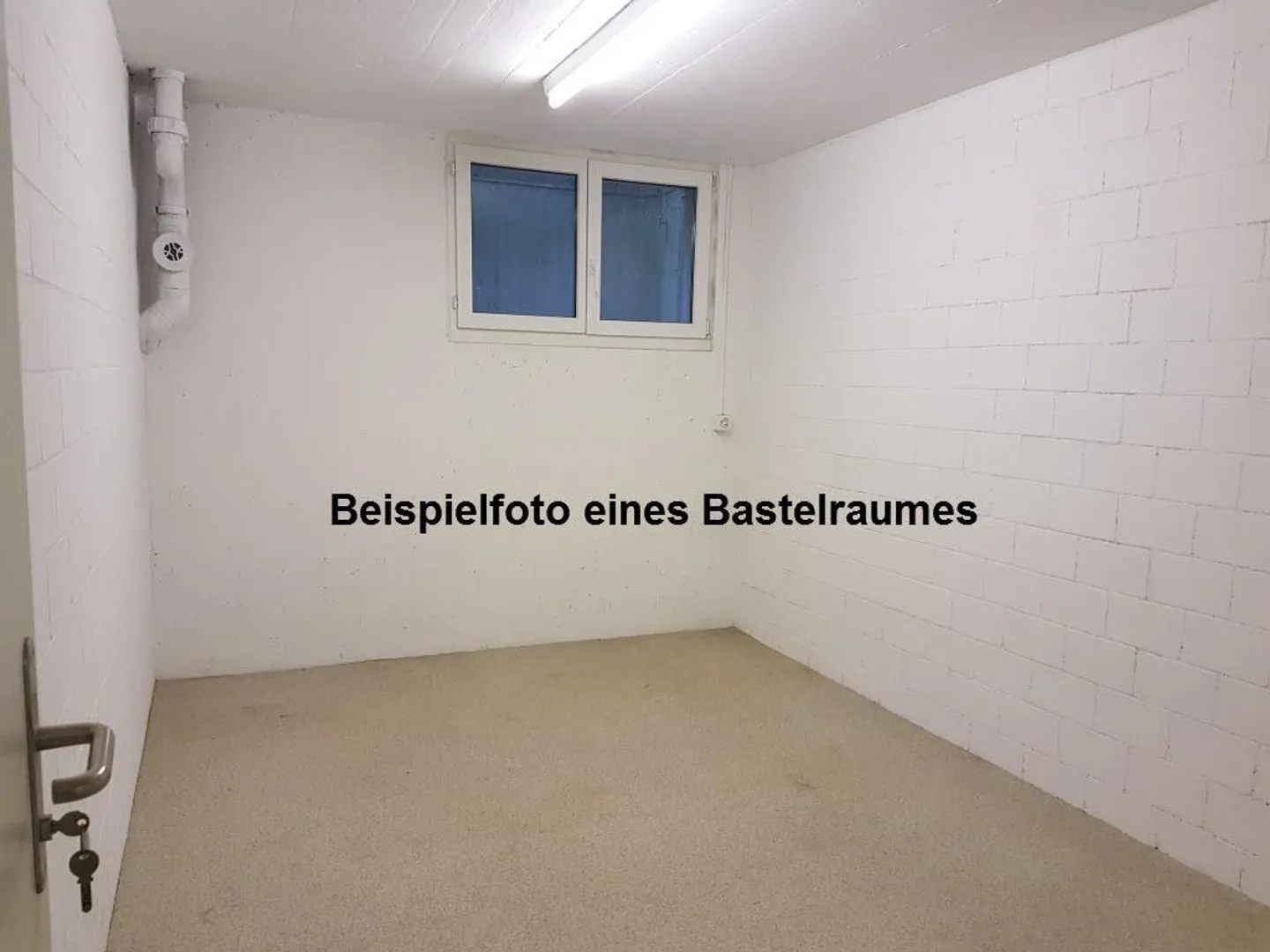 Craft Room for Rent - Photo 2 of 2