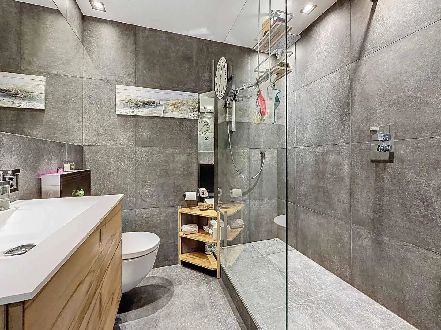 Beautiful apartment in a quiet neighborhood of Lausanne - Photo 11 of 12