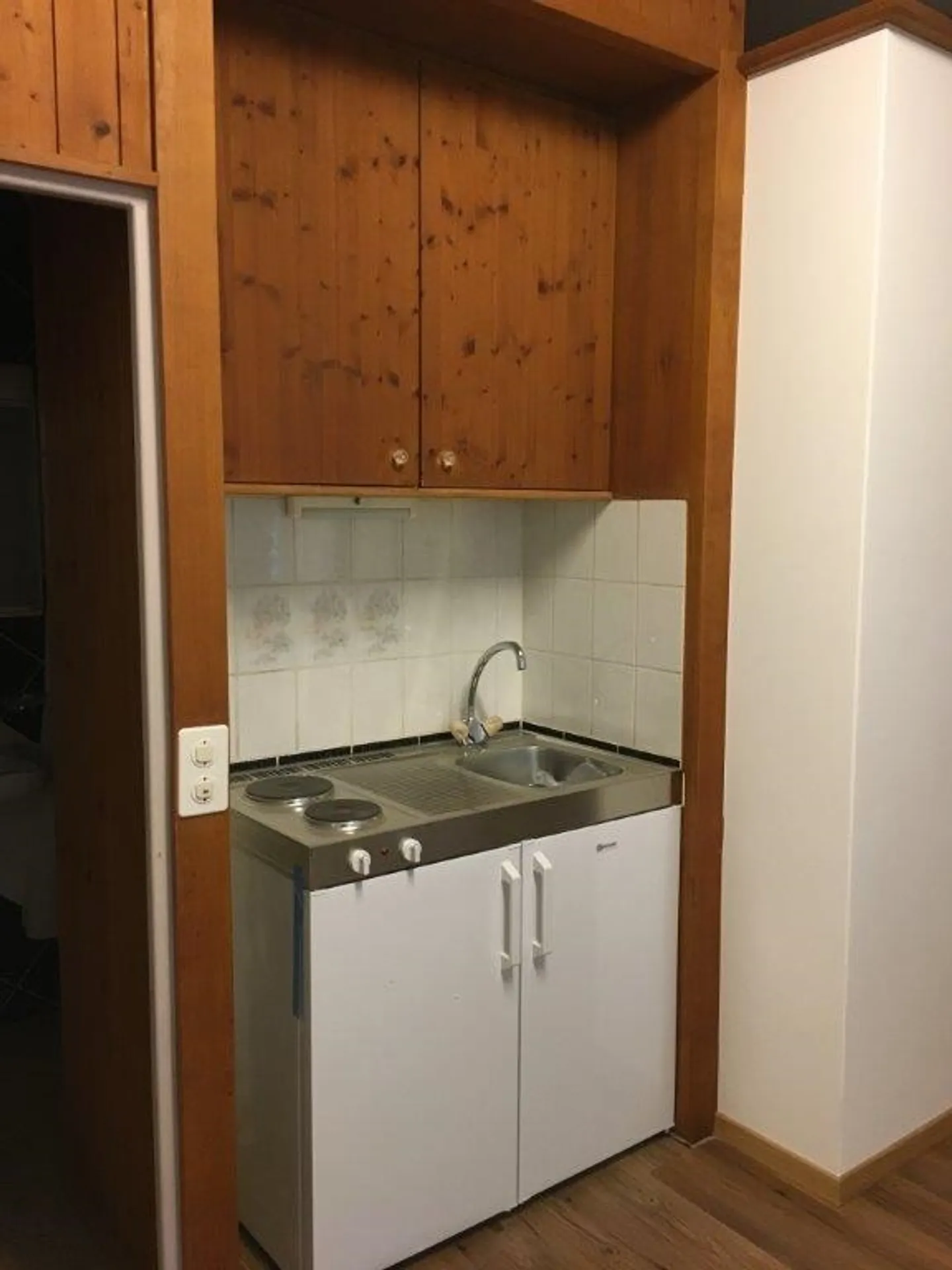 Appartamento 1,5 locali in una posizione tranquilla - Foto 4 di 8