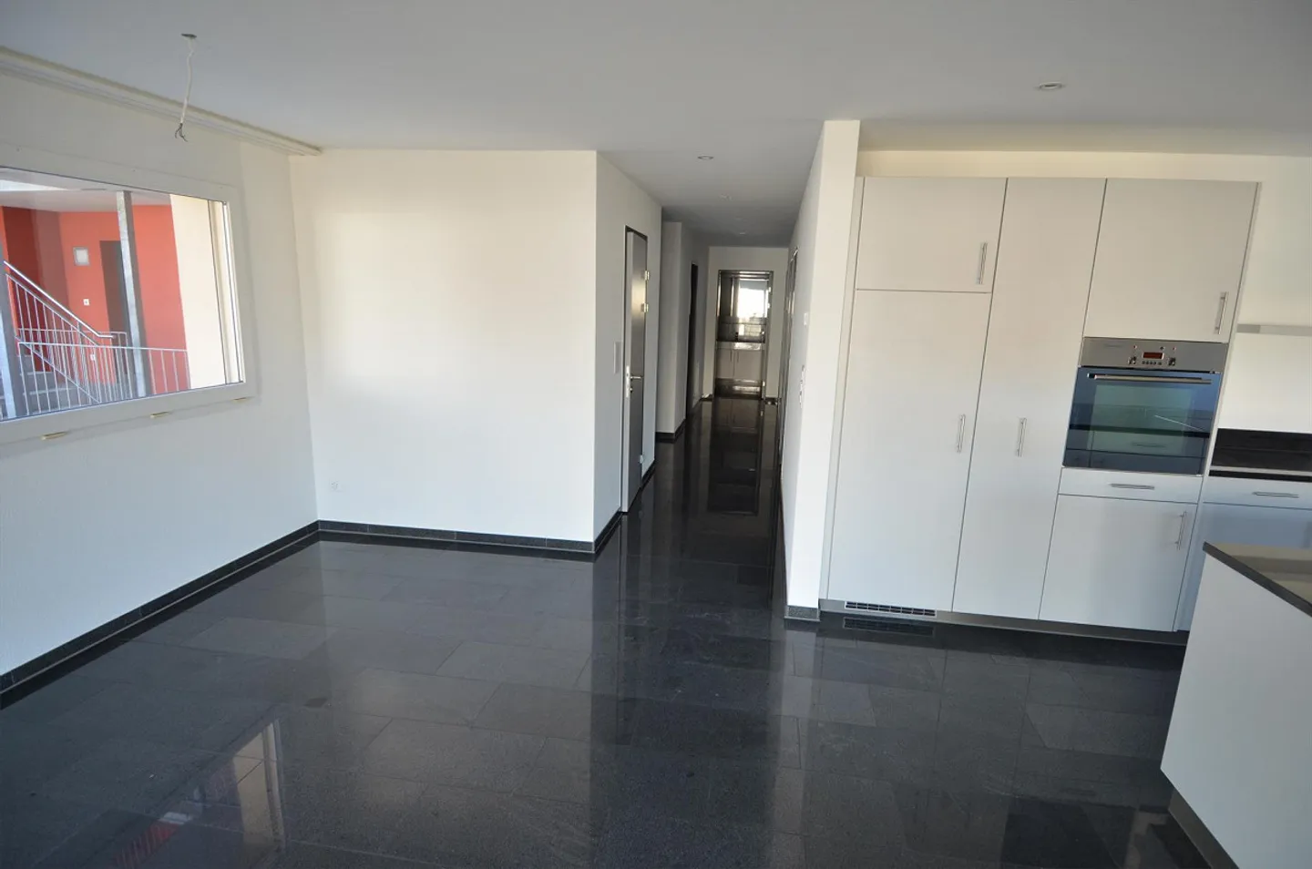 Exclusive 4 1/2 Room Apartment (W03) - Photo 4 of 11