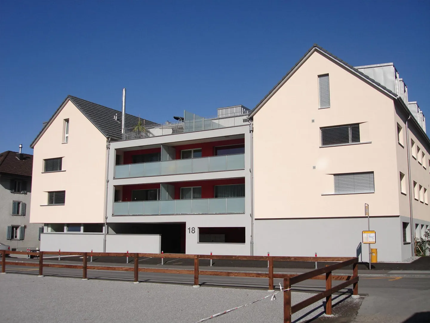 Exclusive 4 1/2 Room Apartment (W03) - Photo 11 of 11