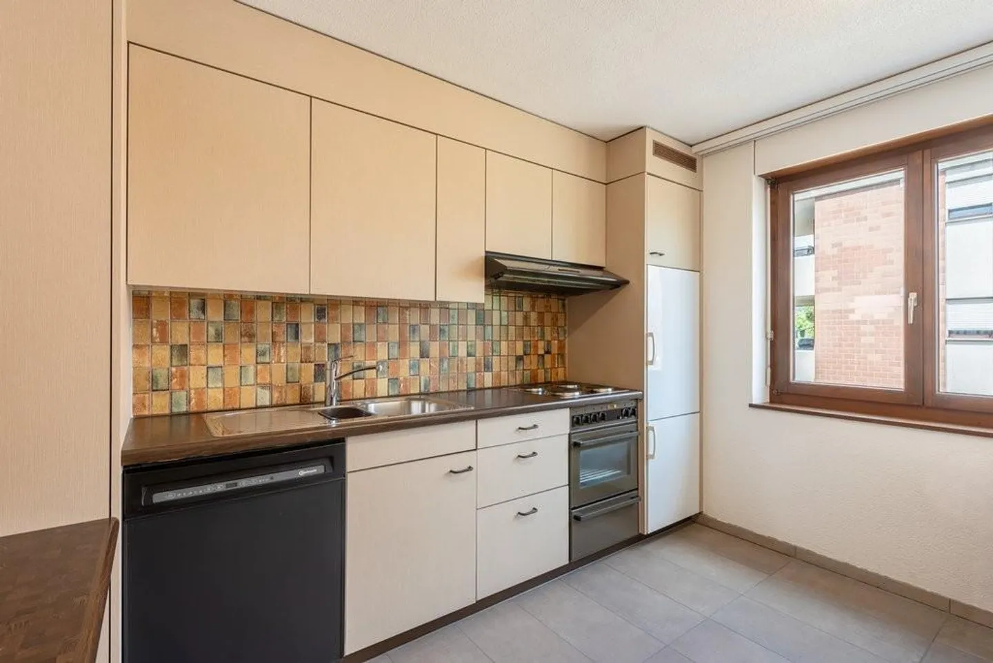 Appartamento accogliente in affitto a Nidau - Foto 2 di 6