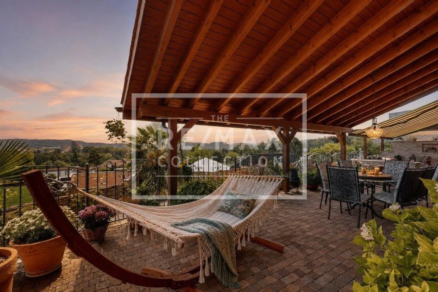 6.5++ Country House, WF 210 m², terraced garden, pool, pergola... - Photo 2 of 12