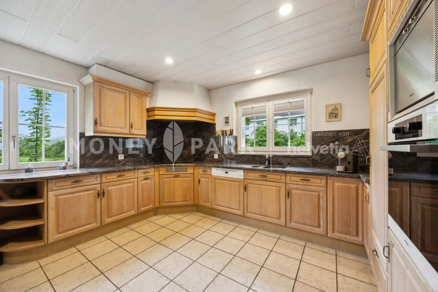 Villa exclusive de 6,5 pièces - intemporelle et avec de nombreux extras - Photo 4 sur 18