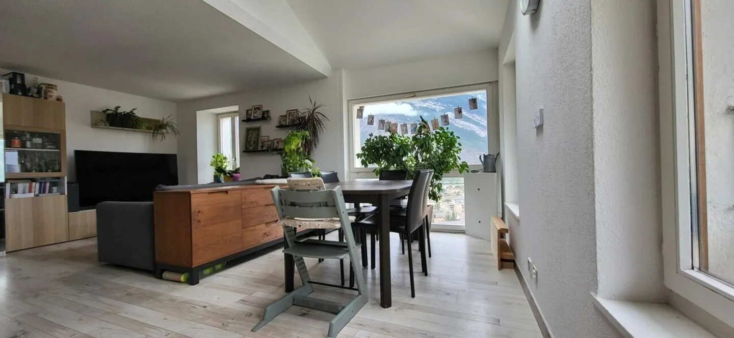 Apartments with 4.5 rooms in duplex - Photo 2 of 14
